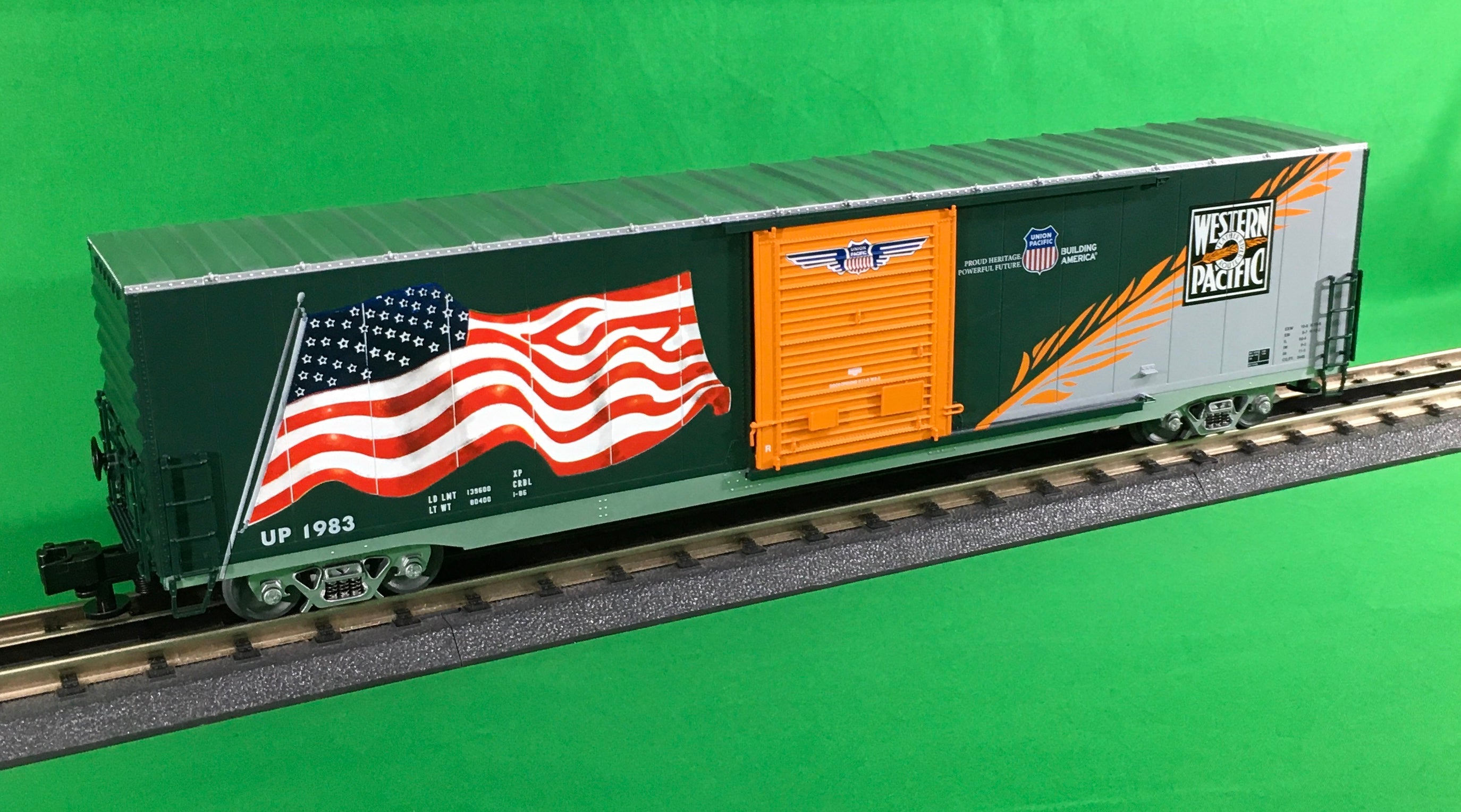Lionel 6-85407 - Union Pacific LED Flag Boxcar "Western Pacific Heritage" #1983