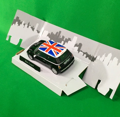 Atlas O 3009930 - Mini w/ UK Flag (Black) 1/43 - MrMuffin'sTrains