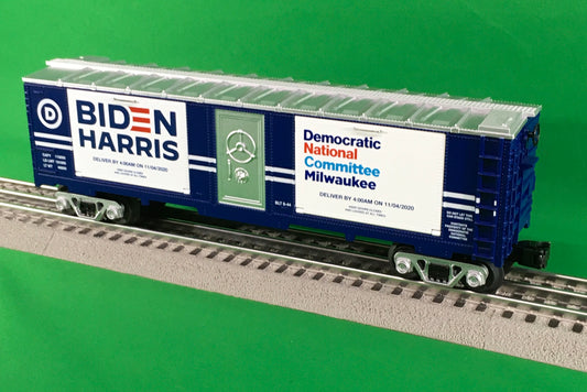MTH 30-71052 - RailKing - 40’ Window Box Car "Democratic National Committee" w/ Ballot Boxes (Milwaukee) - MrMuffin'sTrains