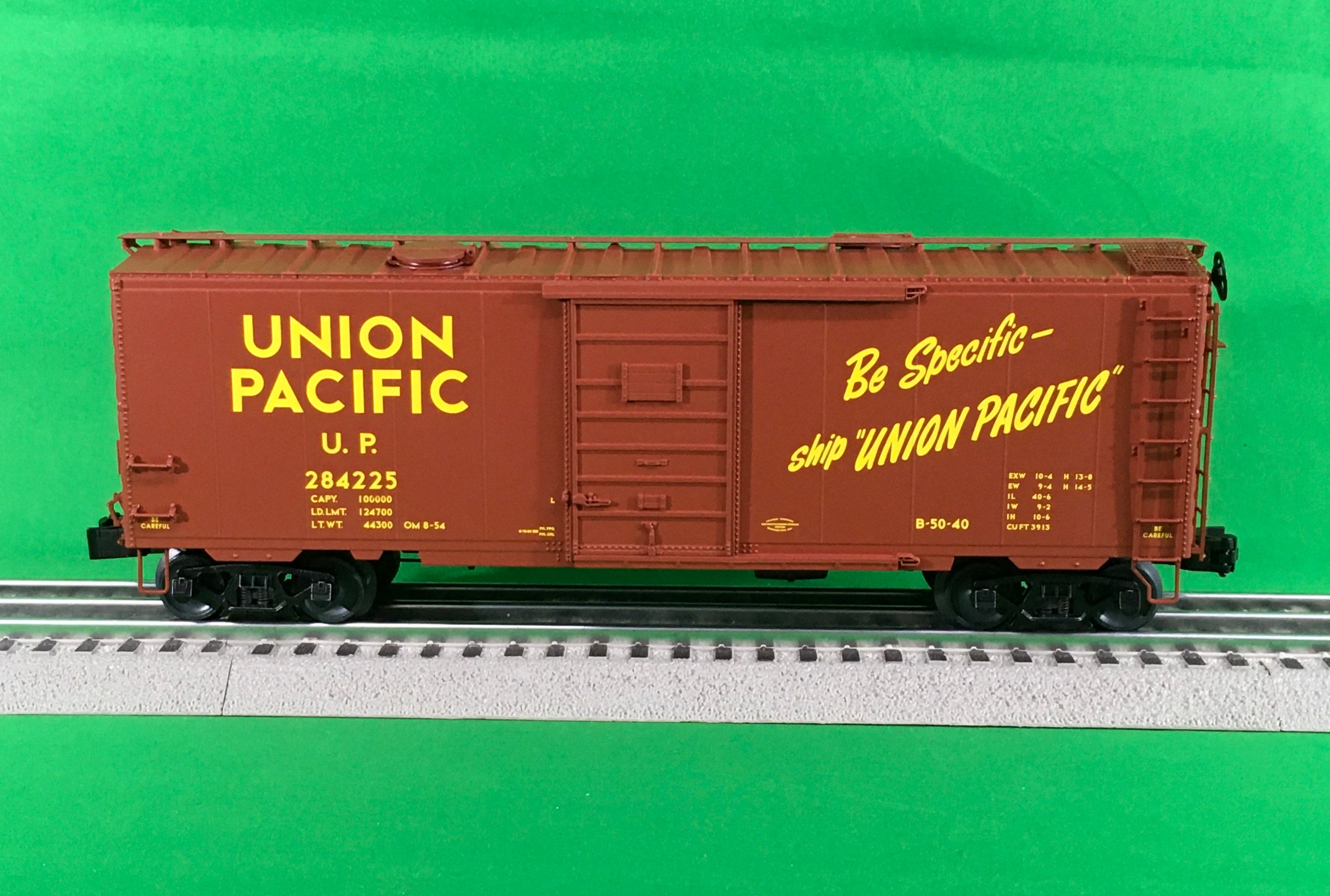 Lionel 2126111 - Roof-Hatch Boxcar "Union Pacific" #284225