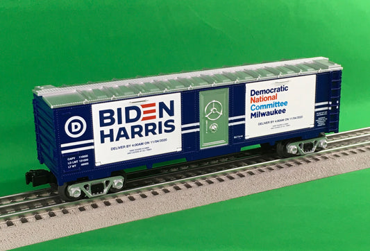 MTH 30-71052 - RailKing - 40’ Window Box Car "Democratic National Committee" w/ Ballot Boxes (Milwaukee) - MrMuffin'sTrains