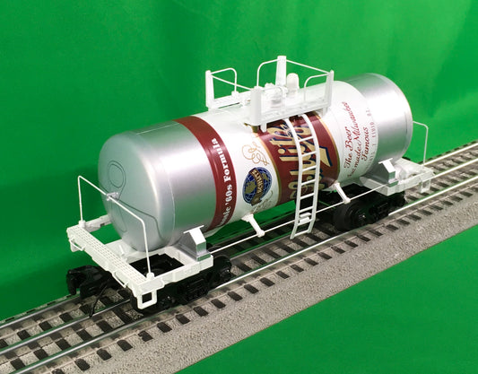Atlas O 3004851 - Pabst Brewing Company - 8,000 Gallon Tank Car "Schlitz" - MrMuffin'sTrains