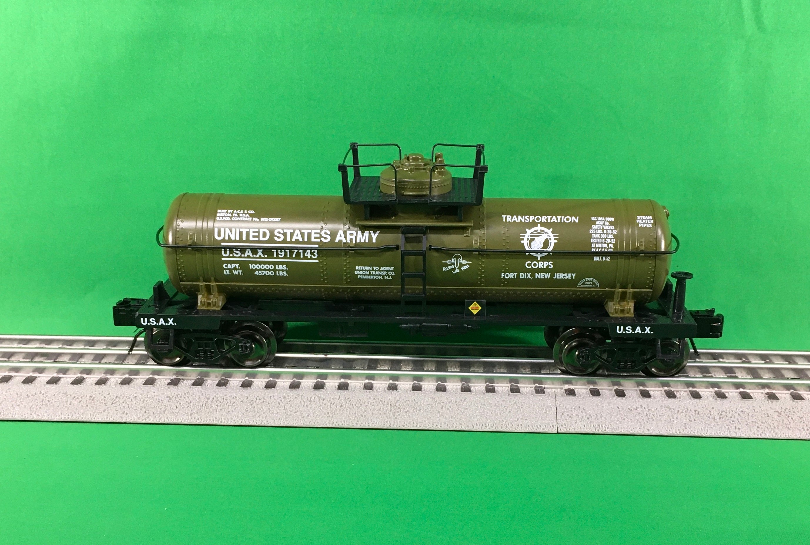 Ready Made Trains RMT-96831 - 8000 Gallon Single Dome Tank "U.S. Army"