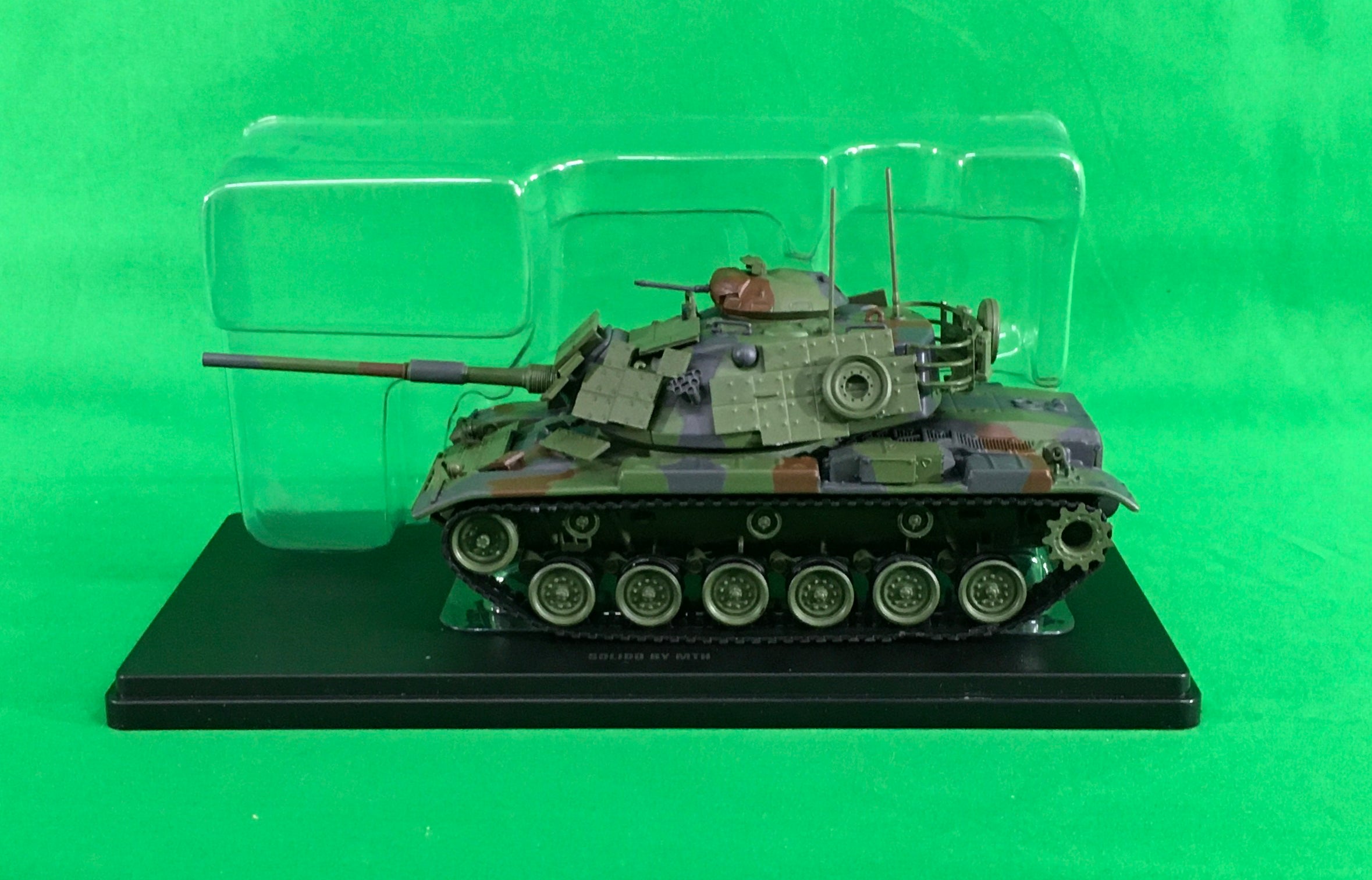 MTH 23-10009 - U.S. Army M60 Tank 1/48 Scale (Camo)