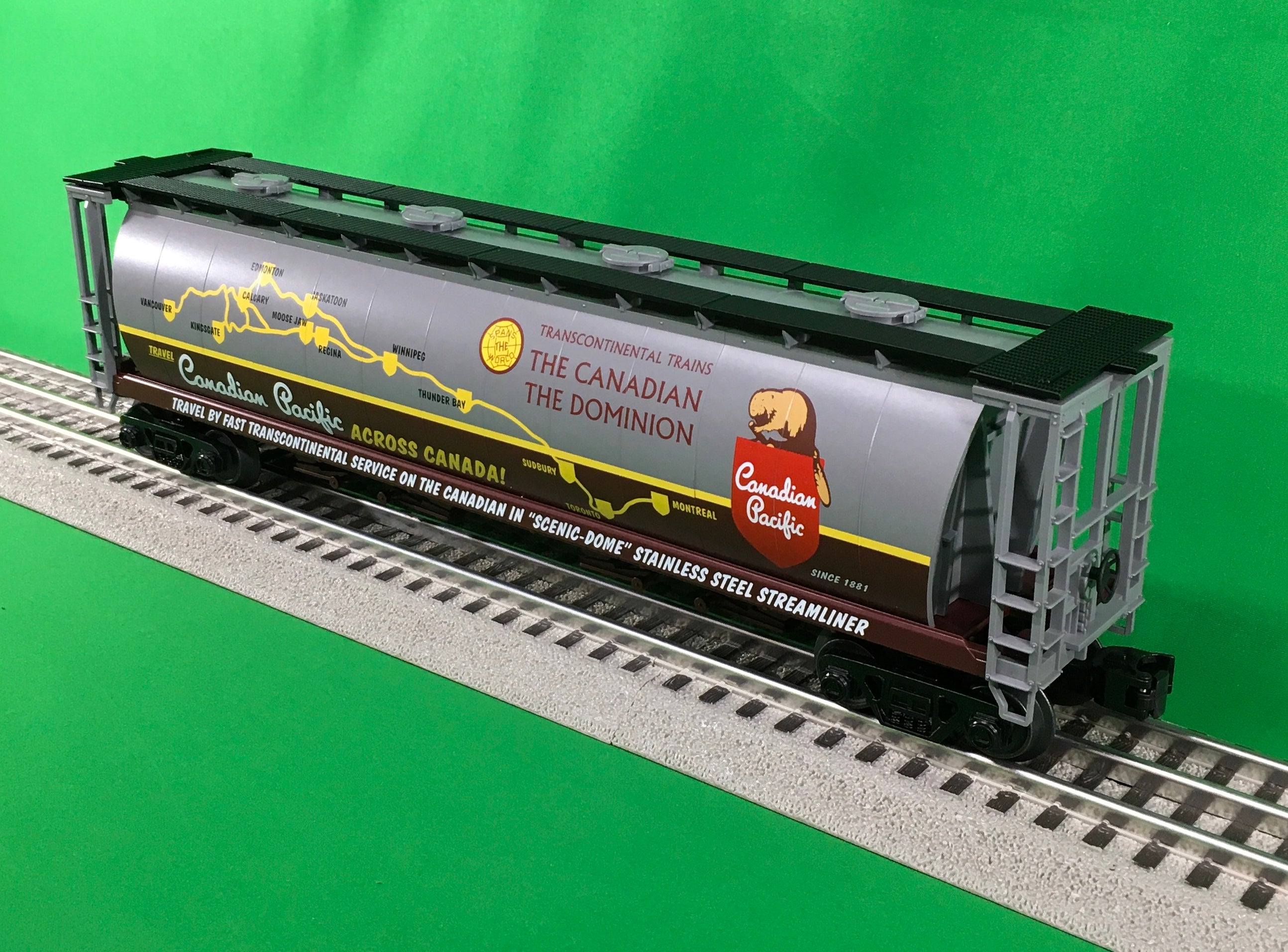 MTH 30-75709 - 4-Bay Cylindrical Hopper Car "Canadian Pacific"