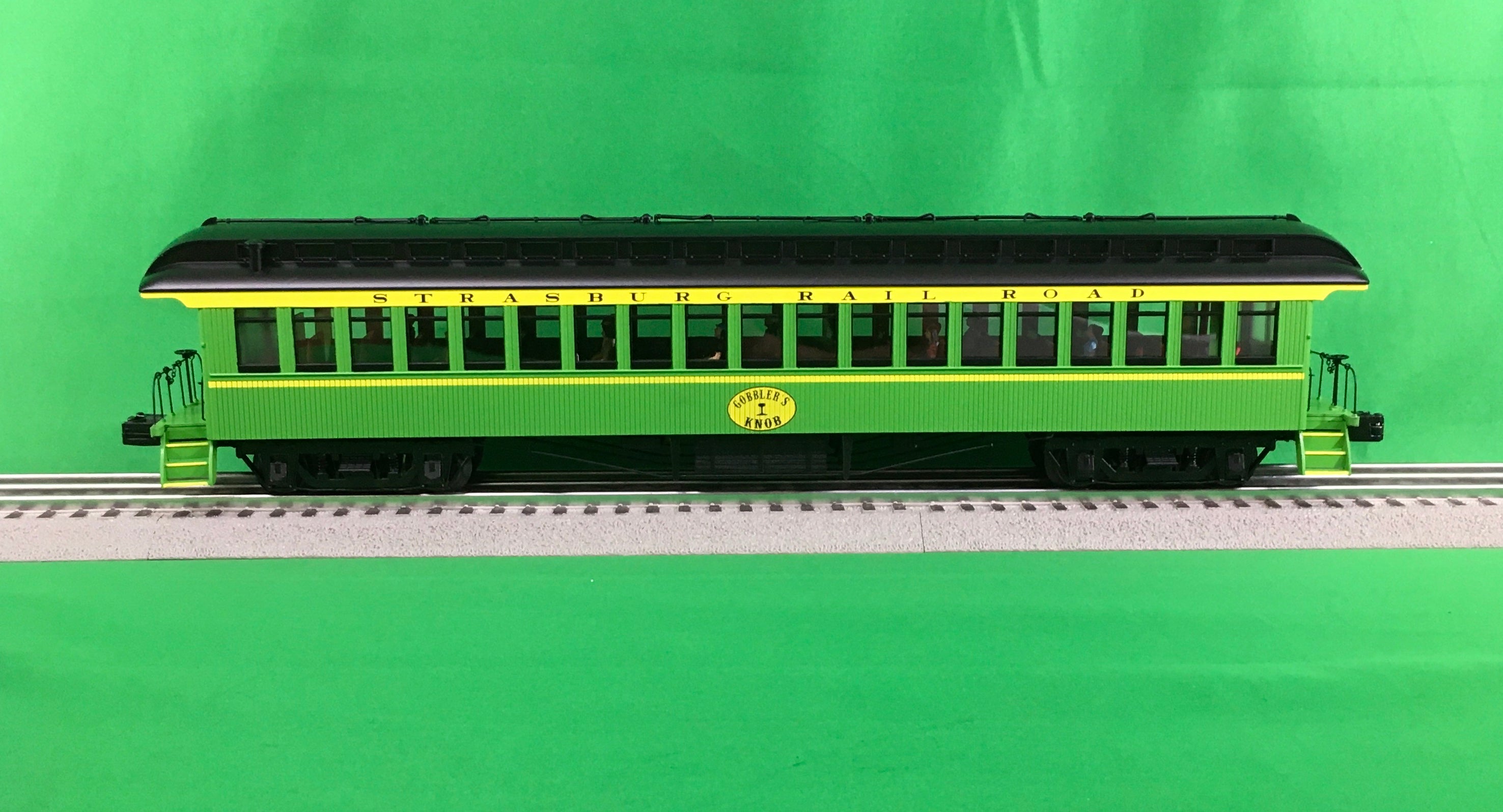 Lionel 2327090 - 1970s Coach "Strasburg Railroad" (2-Car) Set B