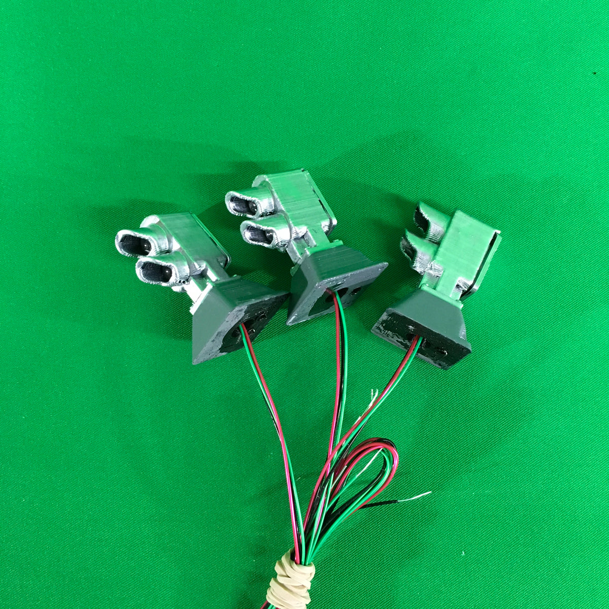 K & R Custom Models #8014 - MTH Dwarf Signal Set (3-Pack) - MrMuffin'sTrains