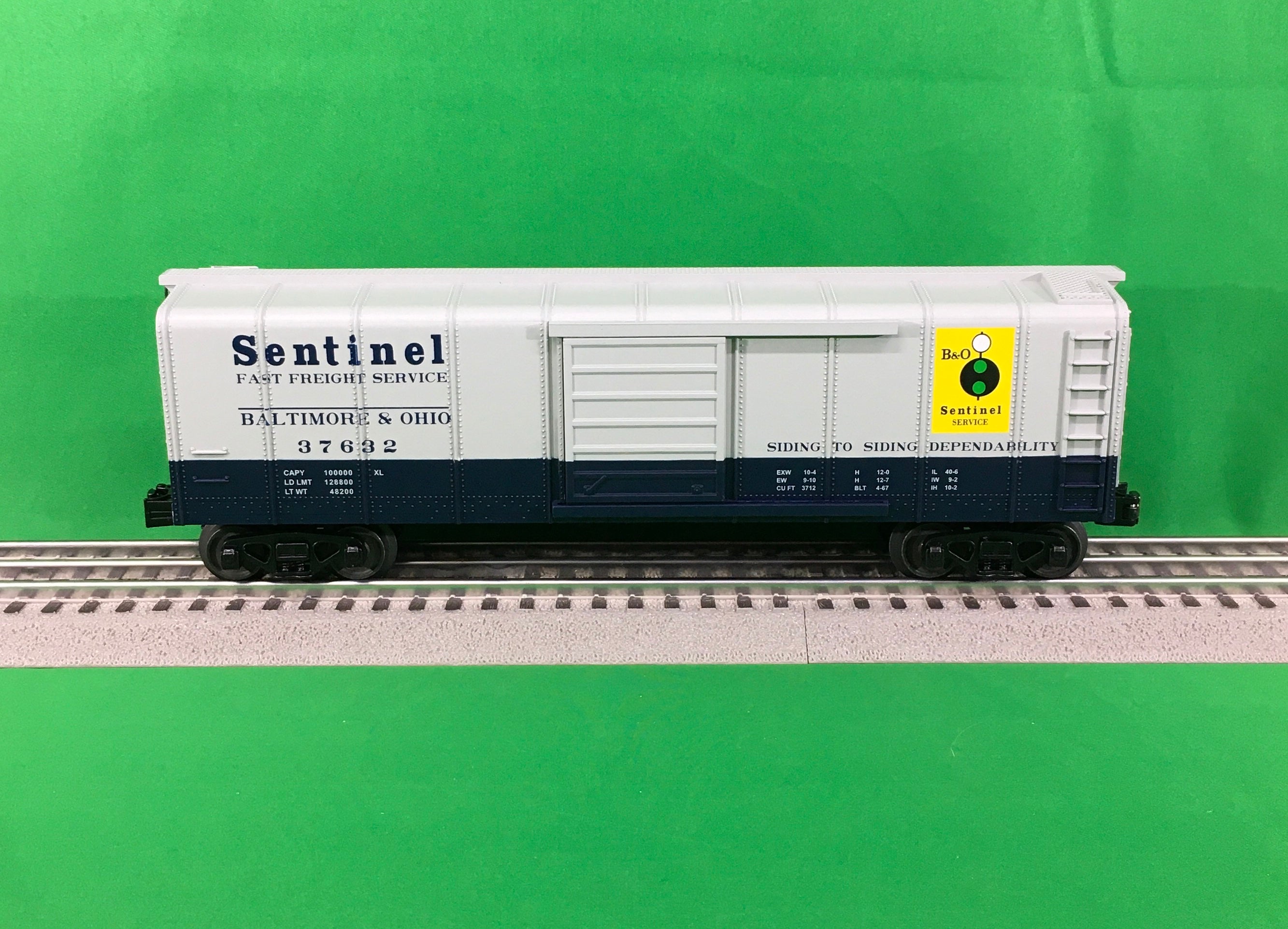 MTH 30-71129 - Rounded Roof Box Car "Baltimore & Ohio" #37632