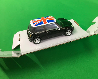 Atlas O 3009930 - Mini w/ UK Flag (Black) 1/43 - MrMuffin'sTrains